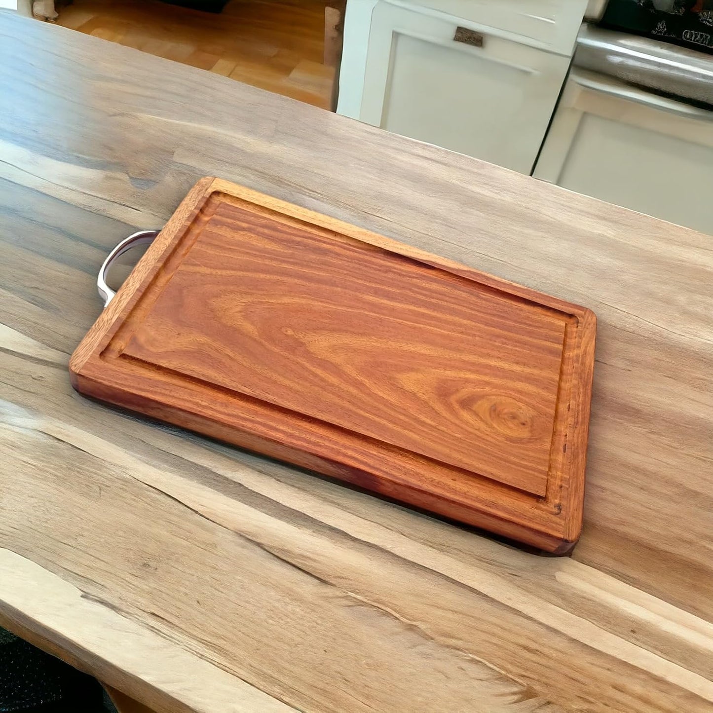 Large Sheesham Wood Chopping Board with Juice Groove - Premium Cutting Board for Kitchen & Dining - Natural & Heavy Duty (15" x 10" x 1")